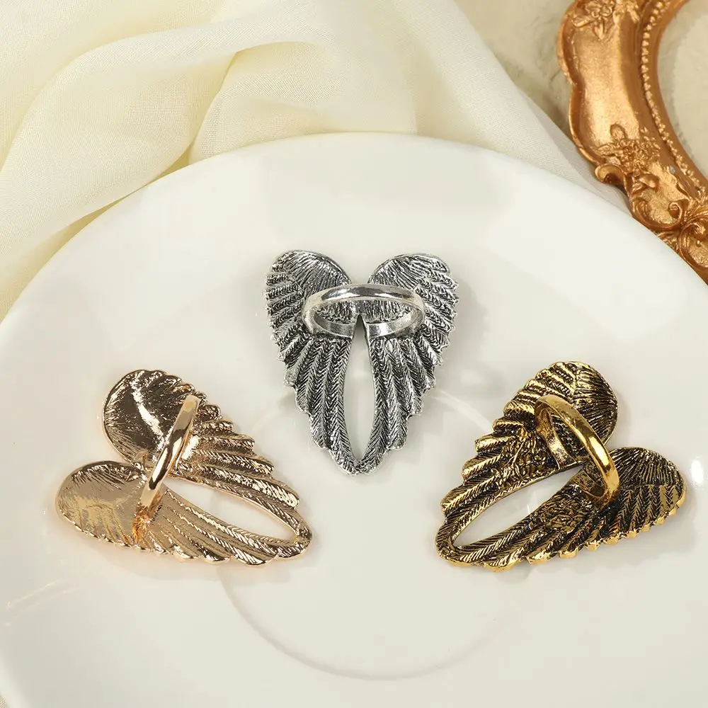 Accessori moda Regalo Punk Donna Uomo Anelli singoli in metallo retrò Anello con ali d'angelo a forma di cuore grande