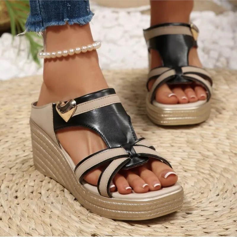 Summer Fashion Women Slip on Platform Wedge Plus Size Shoes for Women 36-43 Non-slip Sandals Casual Women Slippers 2026