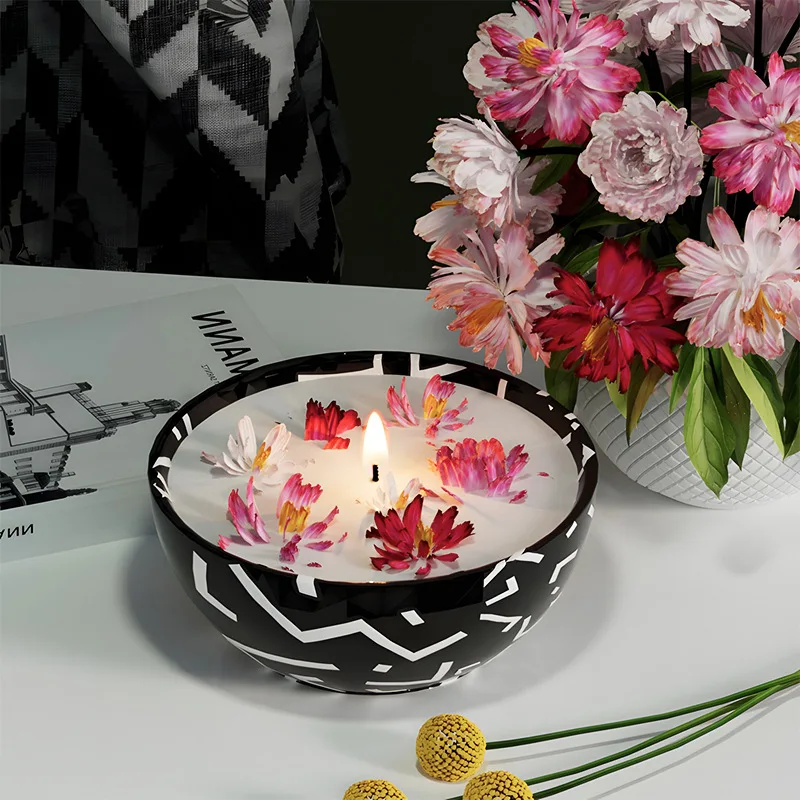 Circular storage bowl made of silicone mold and epoxy resin suitable for aromatherapy candle decoration