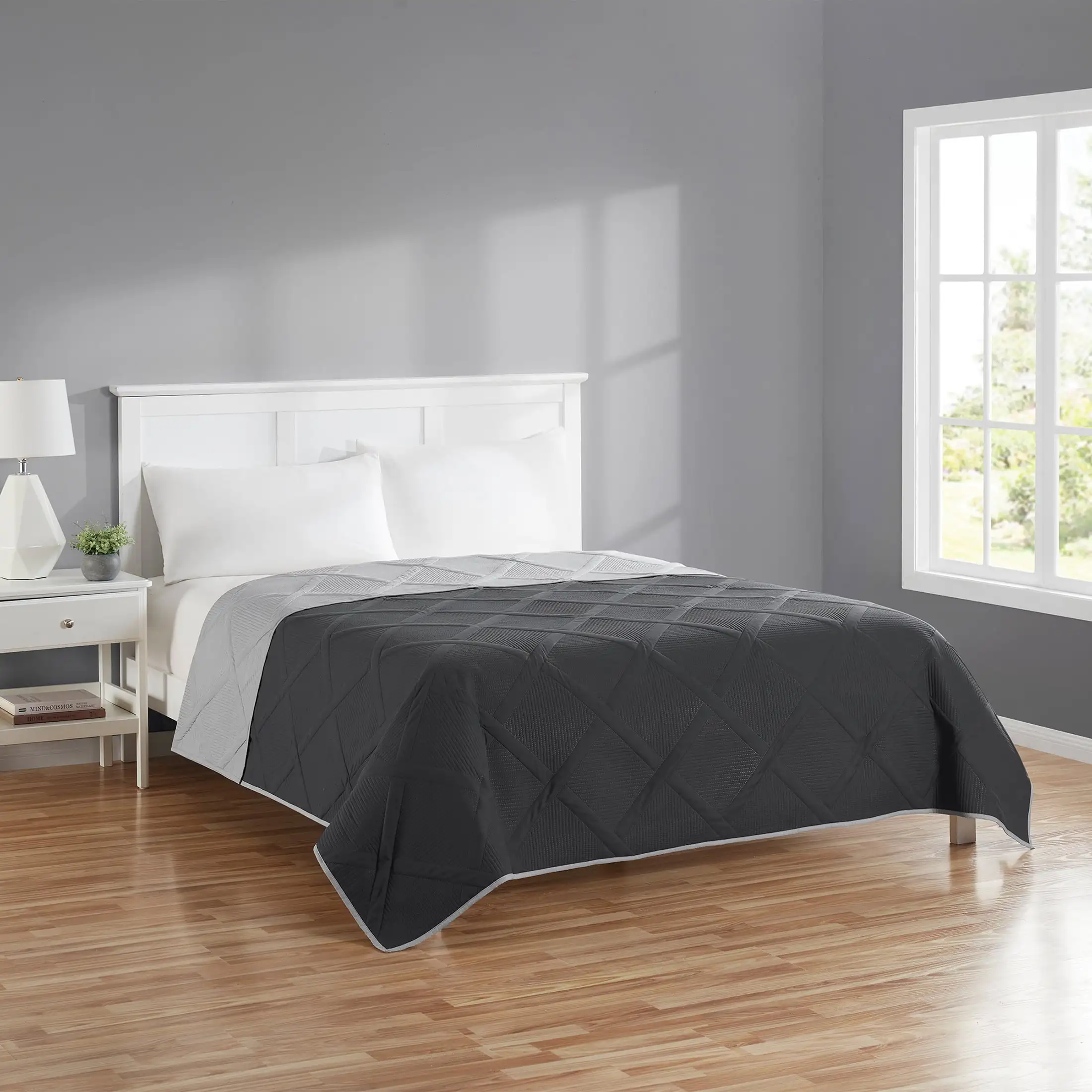 

Reversible Quilt, Grey, Soft Wash Microfiber, All Ages