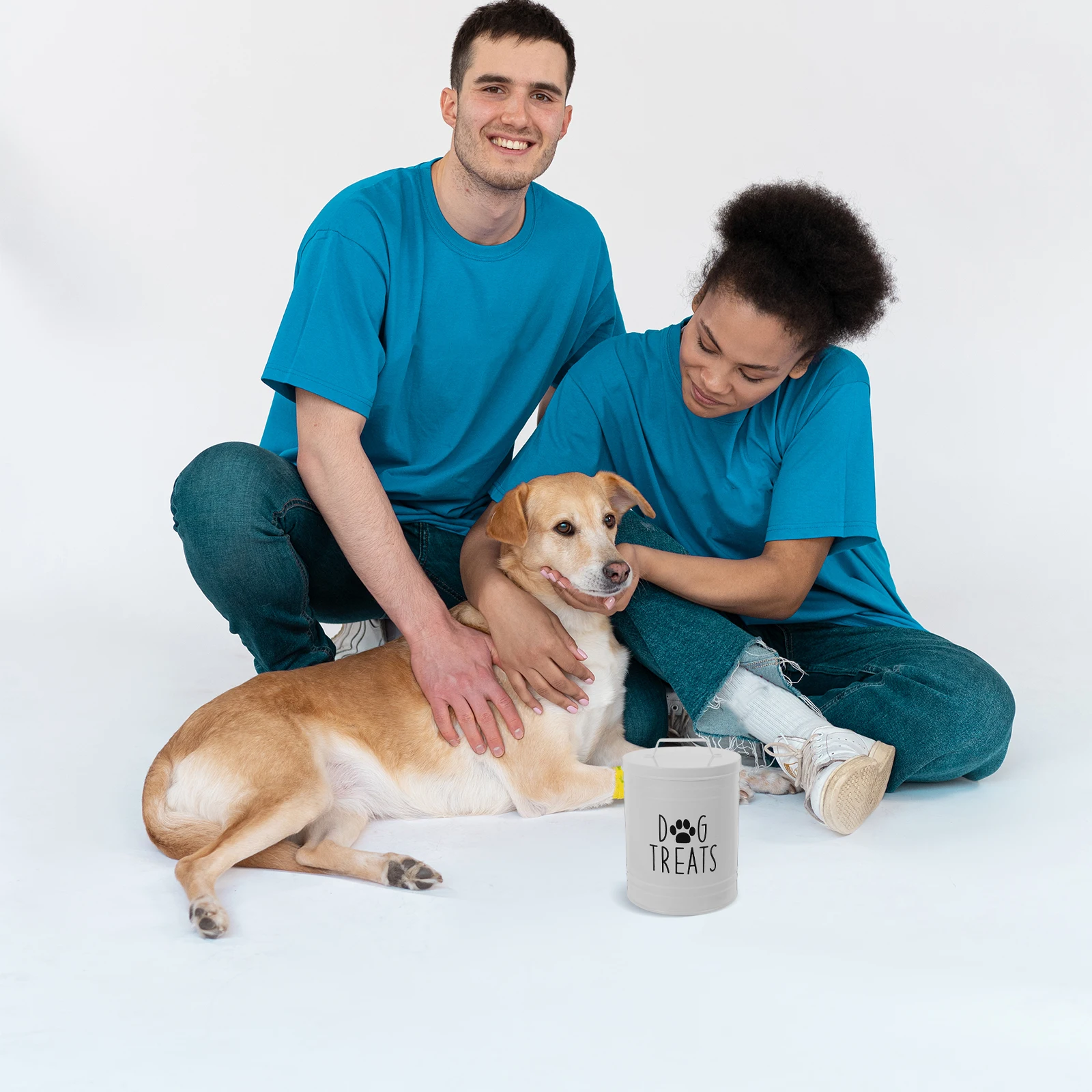 

Large Dog Food Storage Tank Airtight Metal Container for Treats Biscuits Pet Supplies Sealed Holder Cabinet Storage Box