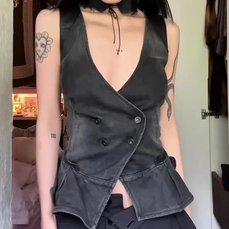 

American Vintage Simple Deep V Neck Slim Waist Vest Personality Harajuku High Street All Match Women Camis Y2k Buttons Clothes