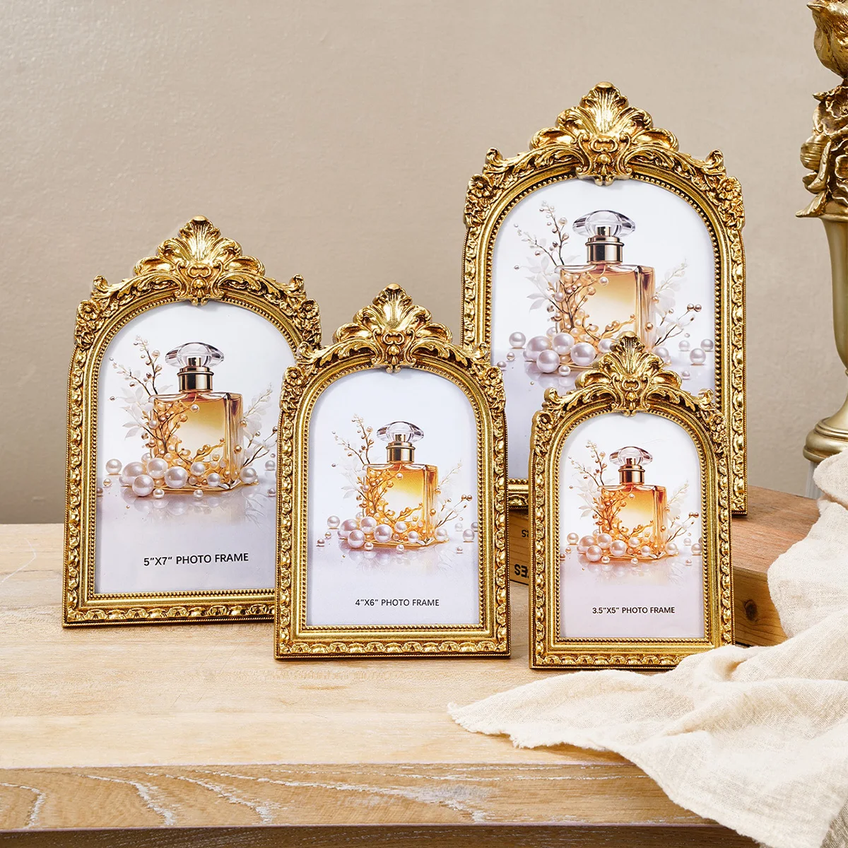 1PC, European Retro Golden Arched Lace Decorative Photo Frame, Suitable for Photo Display, Home Decoration and Photography Props