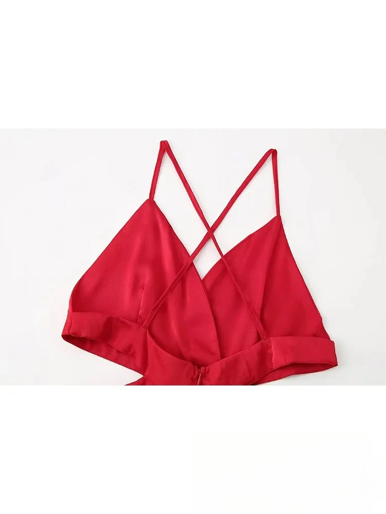 เดรสสายเดี่ยวผ้าซาตินแบบเซ็กซี่เก๋ไก๋สำหรับผู้หญิง ดีไซน์เว้าข้างเปิดหลัง ยาว แฟชั่นใหม่ 2025 เหมาะสำหรับวันหยุดฤดูร้อน งานปาร์ตี้ หรือเดท