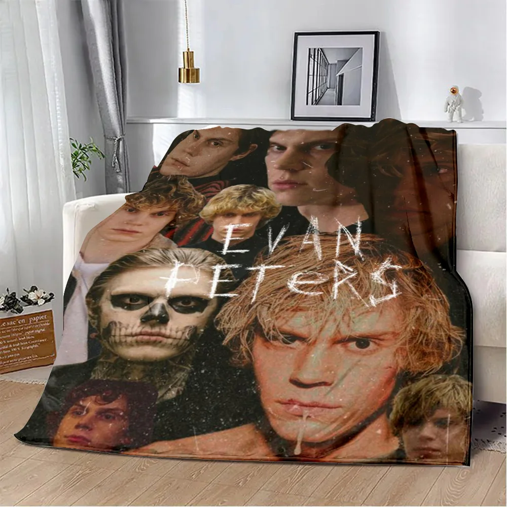 

Cute Evan Peters Movie TV Printed Blanket Picnic Blankets Warm Blanket Soft and Comfortable Blanket Home Travel Birthday Gift