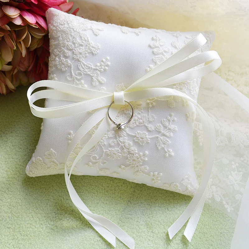 

Flower Lace & Embroidered Ring Pillow Bridal Wedding Decoration Accessories Mini Pocket Ring Holder Cushion Bearer With Ribbons