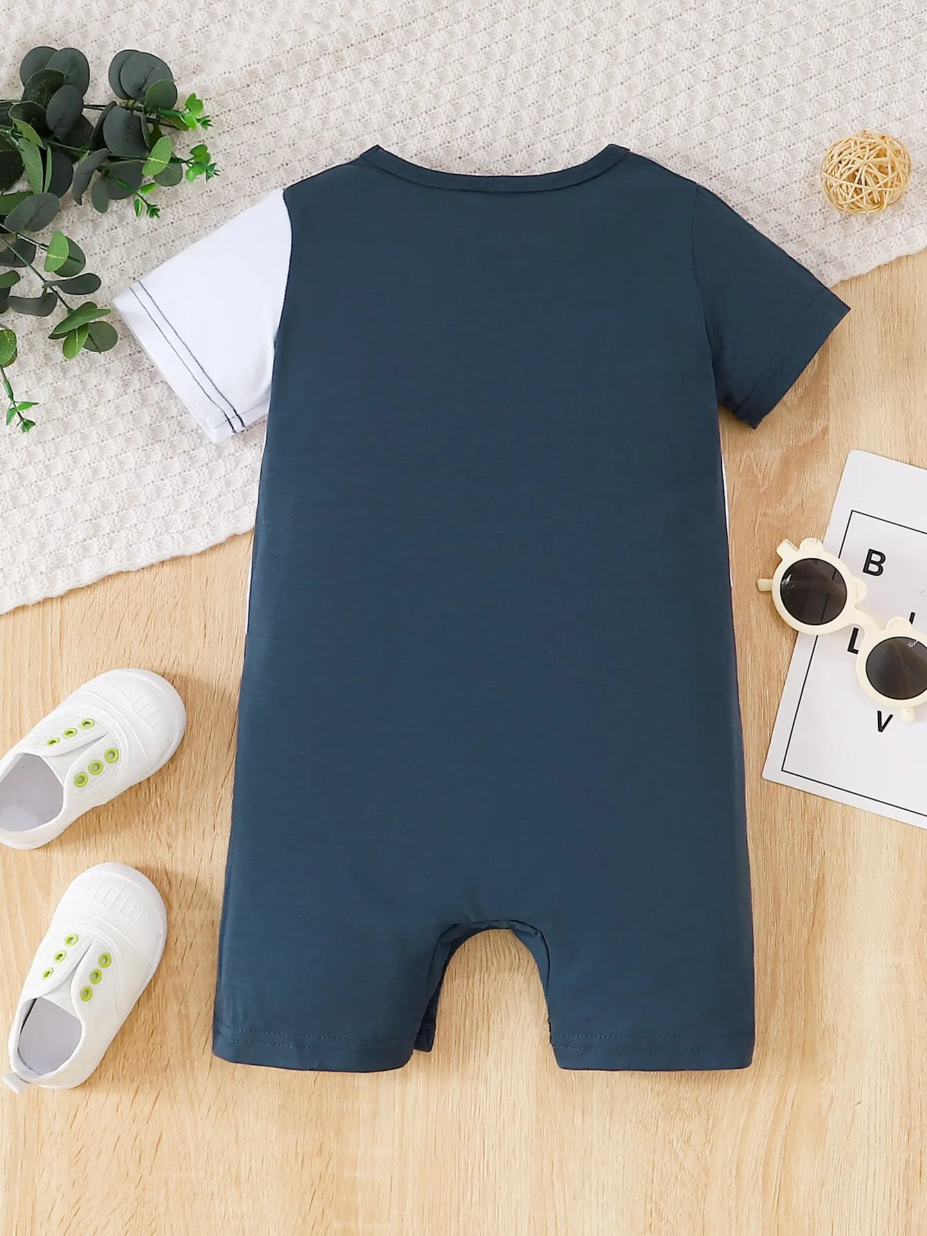 Jumpsuit lengan pendek musim panas, Jumpsuit liburan nyaman dan dingin, cocok untuk anak laki-laki usia 1-2 tahun, Jumpsuit celana pendek warna bayi Patchwor