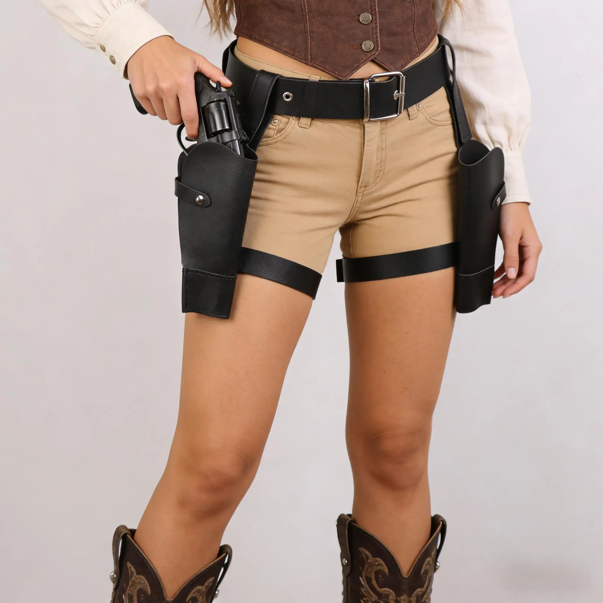 Adjustable Leg Holster and Belt Set For Party Halloween Cosplay Accessory Cowboy Costume for Women And Men(Gun not included)