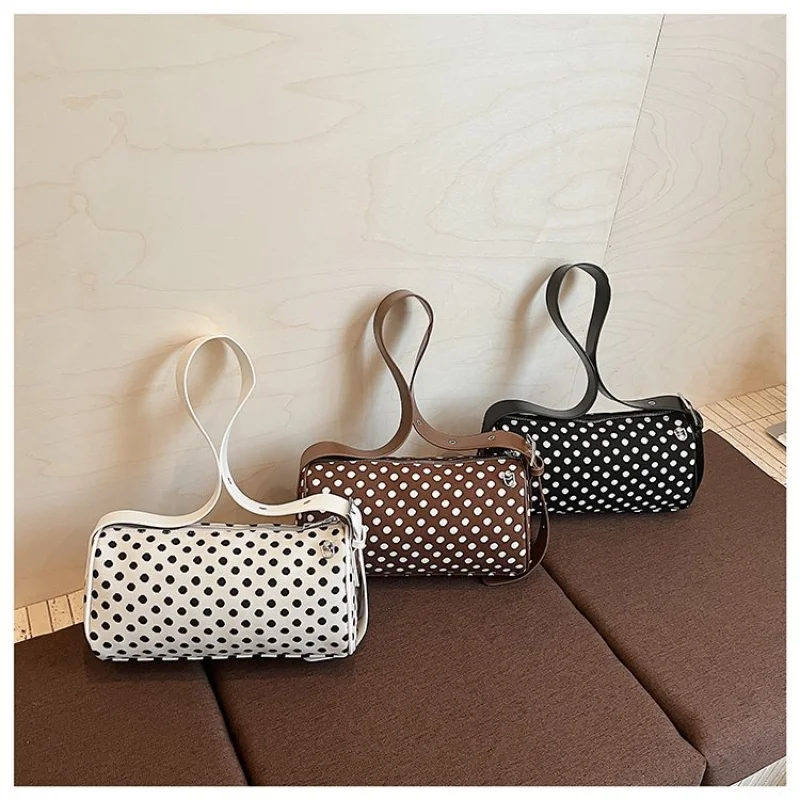 

Женская сумка из качественной кожи с элегантным парижским прочным просторным мягким изысканным внешним видом ​