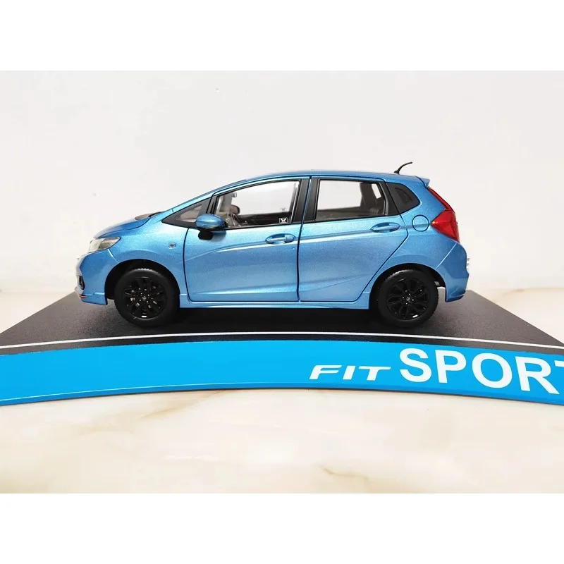Diecast 1:18 Schaal Originele Guangqi HONDA FIT 3e Generatie 2018 Legering Model Auto Collectible Toy Gift Souvenir Display Ornament