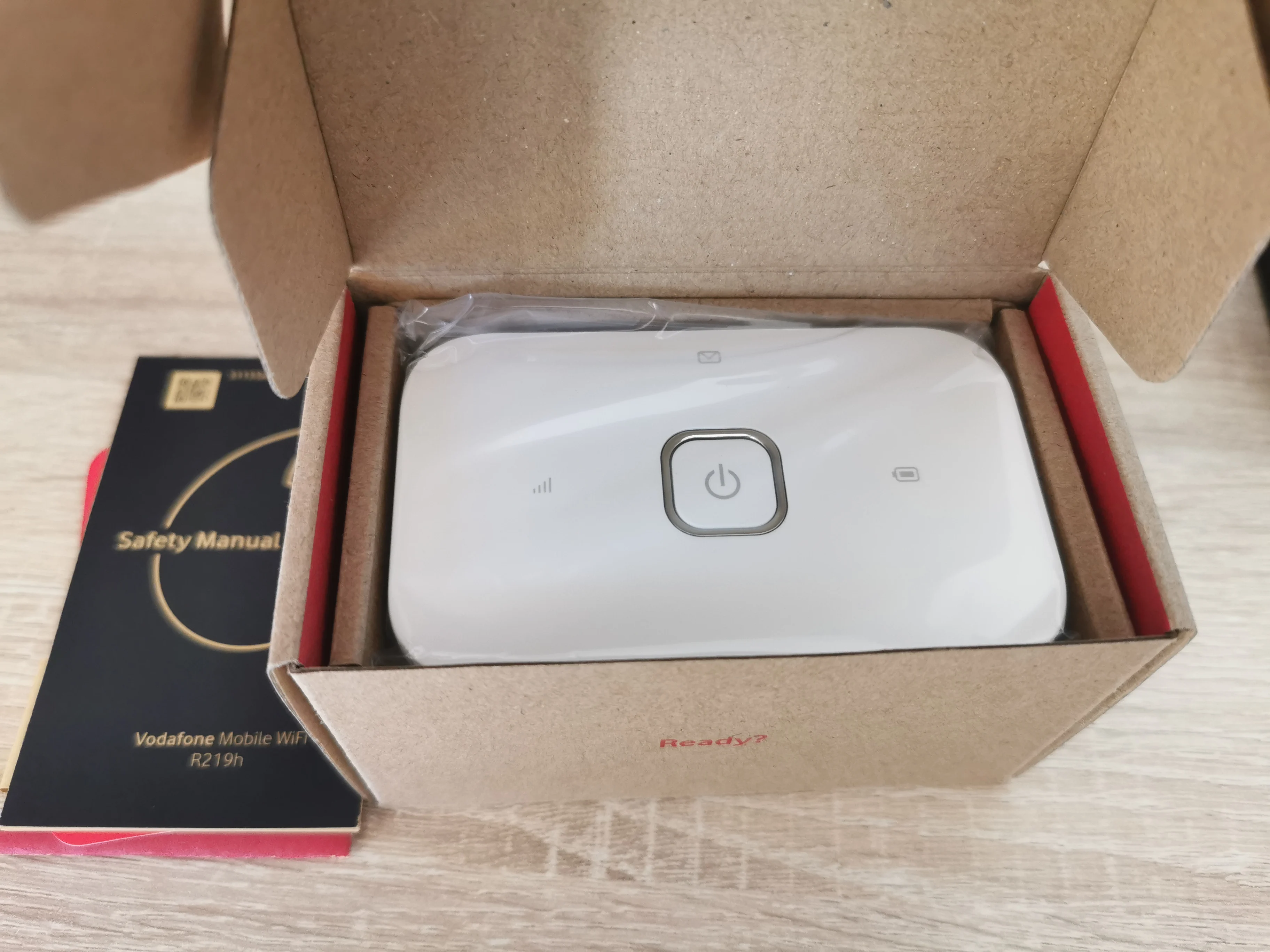 Brand New HUAWEI E5573 Vodafone R219 R219h 4G Wifi routeur 4G FDD LTE Cat4 150Mbps support LTE FDD800/900/1800/2100/2600MHz