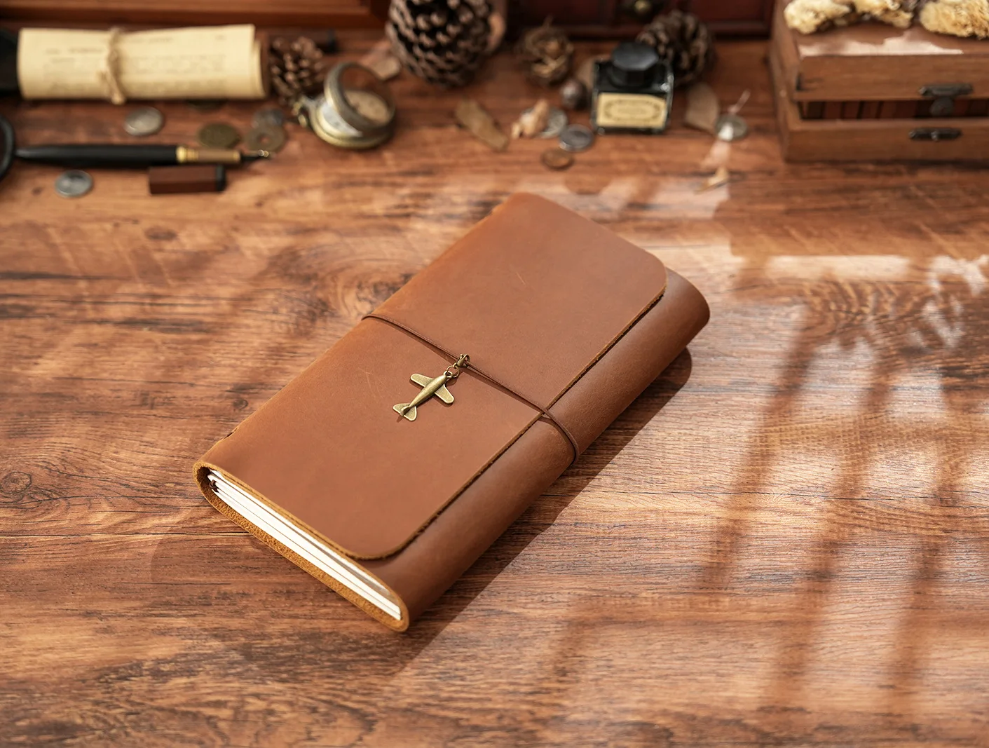 Neu eingetroffen: Triple Fold TN Traveler's Notebook, echtes Rindsleder, Vintage-Tagebuch, kreativer Notizblock, 22 x 12,5 x 3 cm – Detail 2