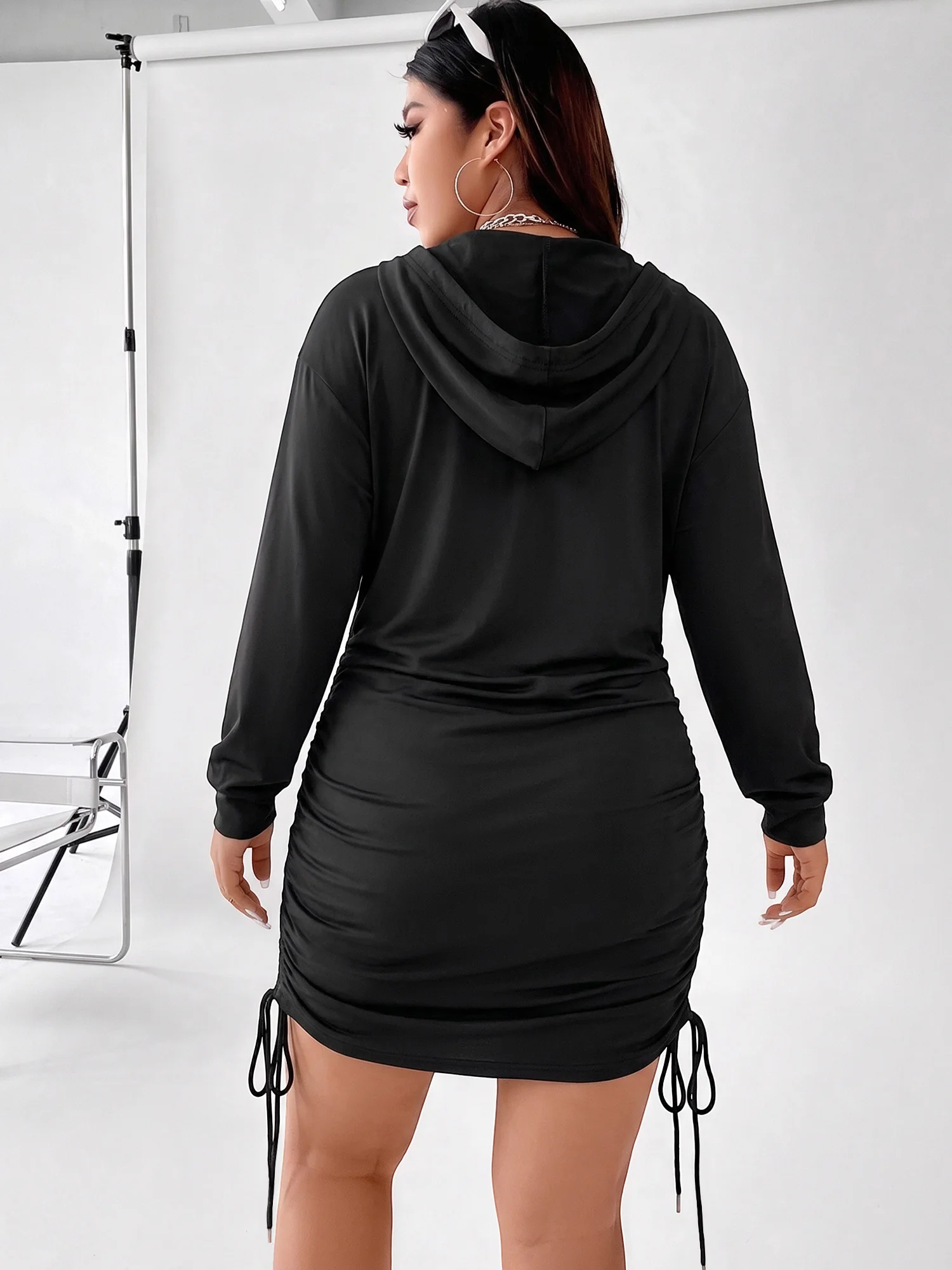 Fall Women Hooded Bodycon Mini Dress Long Sleeve Drawstring Ruched Hem Sweatshirt Dress Casual Clubwear