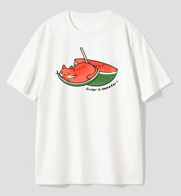 Cute Cat Burger T-Shirt Funny Cat & Food Lover Gift Graphic Tee for Cat Owners and Burger Enthusiasts Stylish & Versatile Top