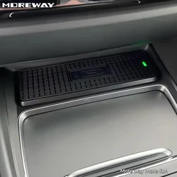 Moreway Wireless charger For bmw 3 4 series f31 f30 f32 f33 f34 f36 f33 f35 GT M4 F82 phone Mount Charging Pad Tray Car Interior