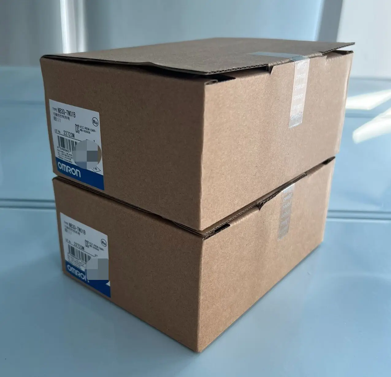 NB3Q-TW01B Omron touch screen is original and genuine, and it is in stock in the warehouse.