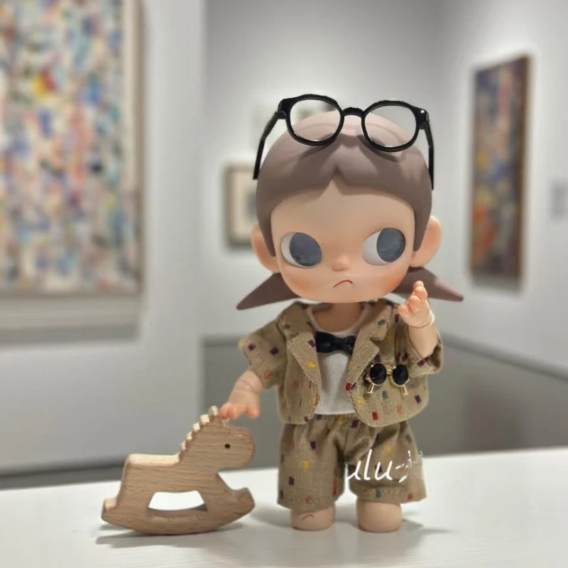 The charming zsiga doll is loved for its unique features. The bjd doll costume is made of fabric and features a collar-like desi