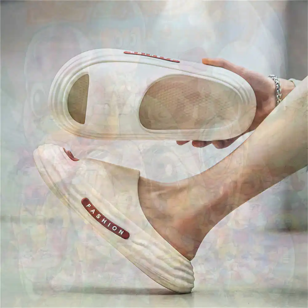 

EVA Flat Sole Slid Slipper Barefoot Shoes Man Sandal Sneakers Sport Sapatenes Original Low Prices Overseas Zapato Lofers