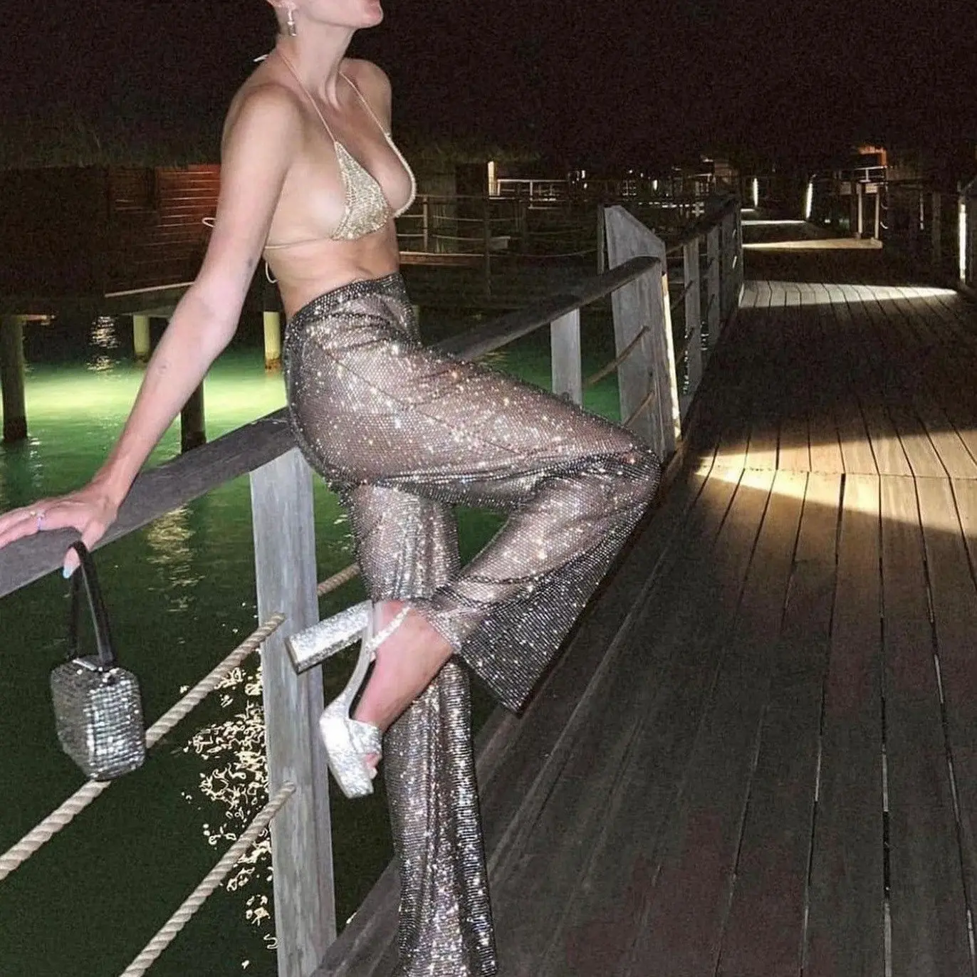 크로스보더 여성 패션 메쉬 스팽글 팬츠 나이트클럽 파티 핫걸 메쉬 바지 스트레이트 레그...