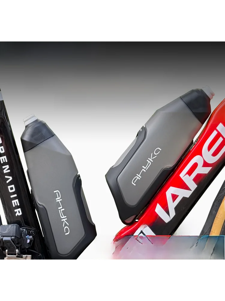

Ahyka Air-Powered Water Bottle Triathlon Cycling Wind Tunnel Tested Toxin-Free Road Bike Water Bottle Qui Hydration