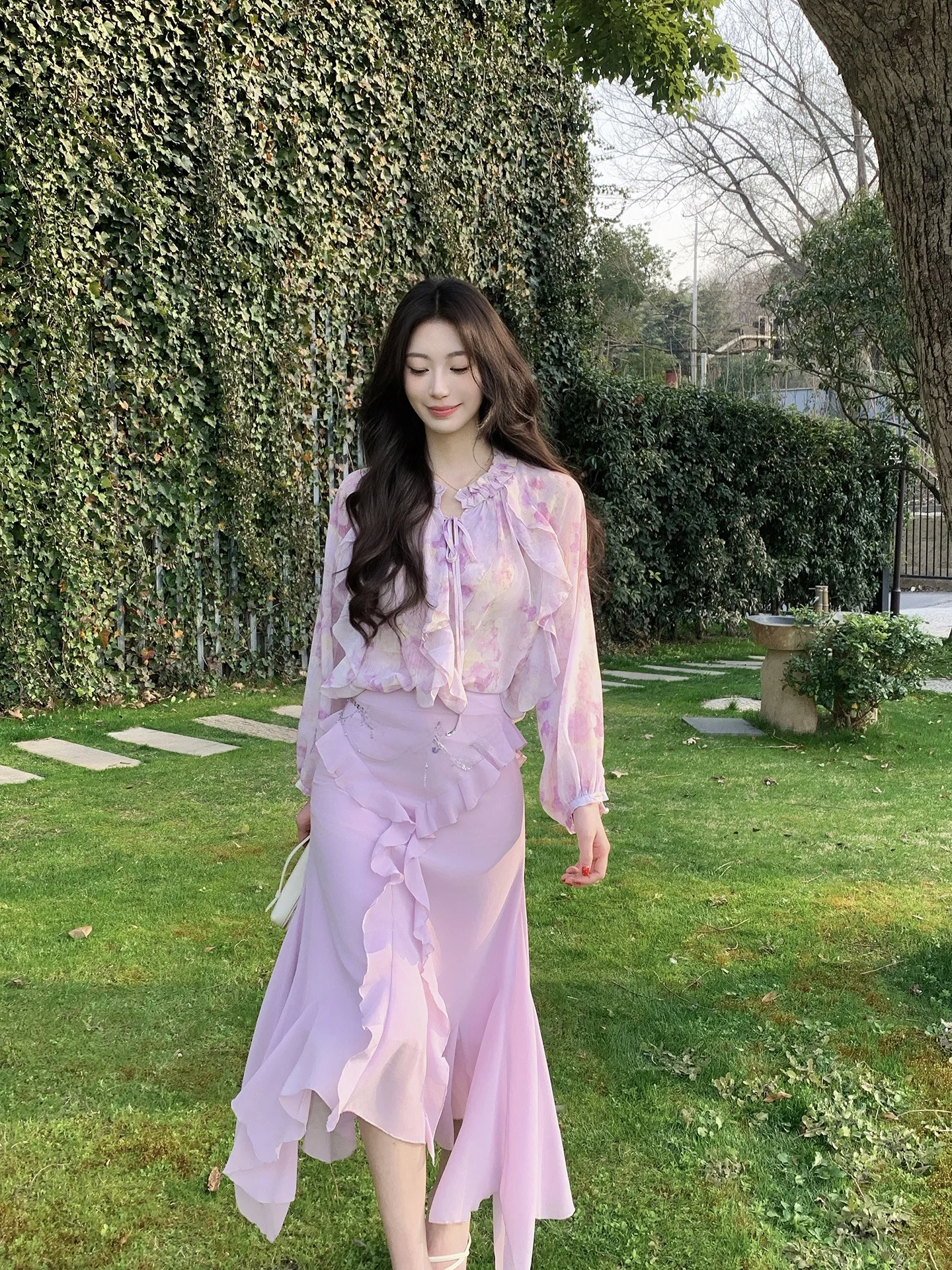 

Good Job Pink Floral Print Top And Skirt Set Spring Collection High Waist Half Body Gored Skirt Princess Sleeve T-Shirt Ensemble