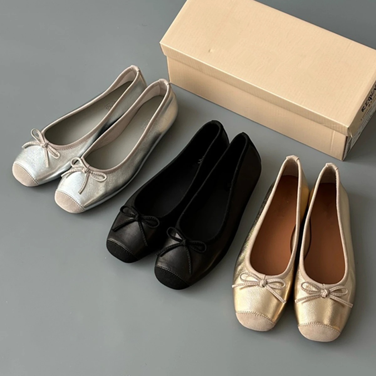 

Jenny&Dave 2026 Soft And Comfortable Commuting Loafers French Retro Elegant Minimalist Ballet Shoes Metal Bow Flat Shoes Women