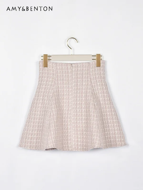 تنورة يابانية جديدة لعام 2025 بخصر عالٍ متعددة الاستخدامات تنورة نسائية بسيطة ضيقة على شكل حرف a تنورة أنيقة بمزاج للسيدات تنانير تويد