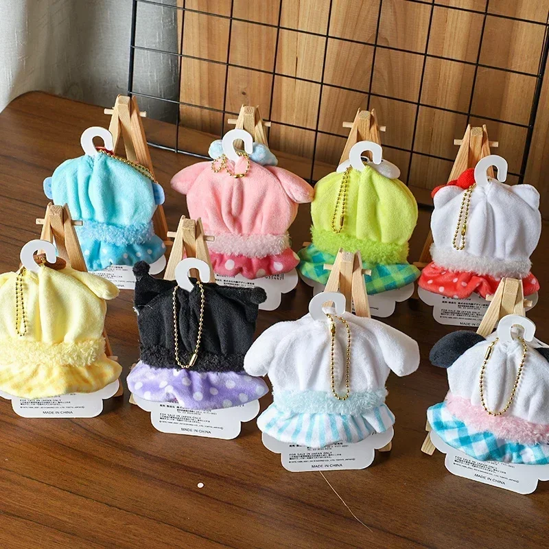 10CM Doll Clothing Kawaii Hello Kittys Cinnamorolls Pochaccos Kuromis Plush Cape Clothing Cute Cartoon Decoration Holiday Gift