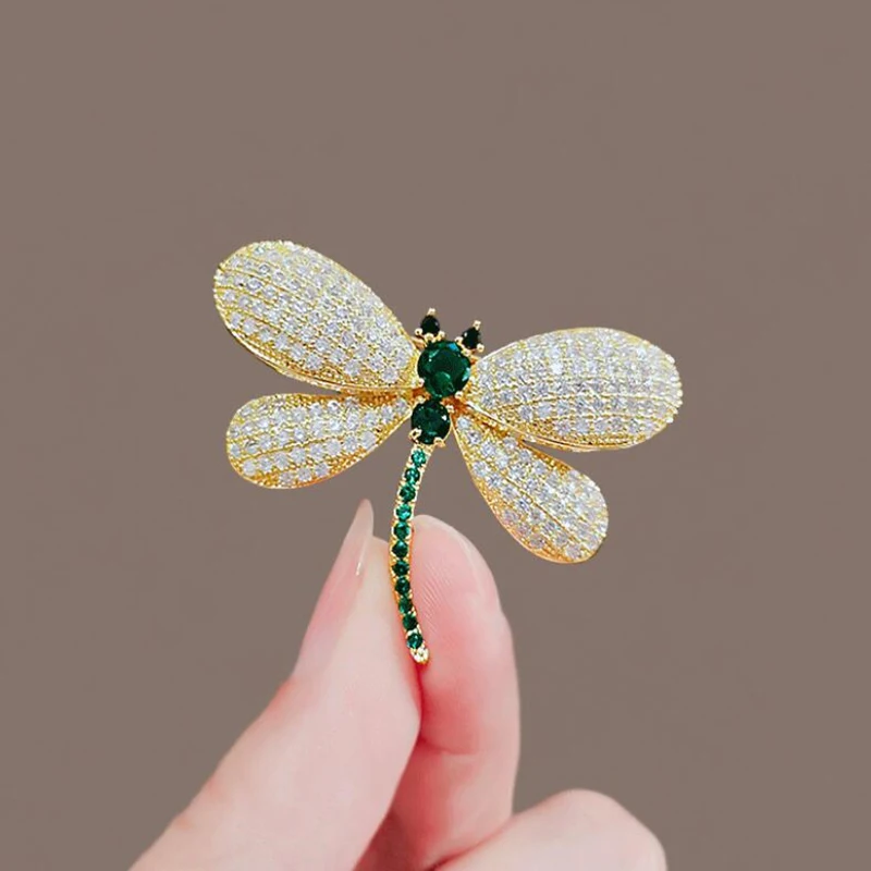 Green Rhinestone Dragonfly Brooch For Women Elegant Crystal Corsage Pin Ladies Gifts Party Dress Accessories Fashion Jewelry