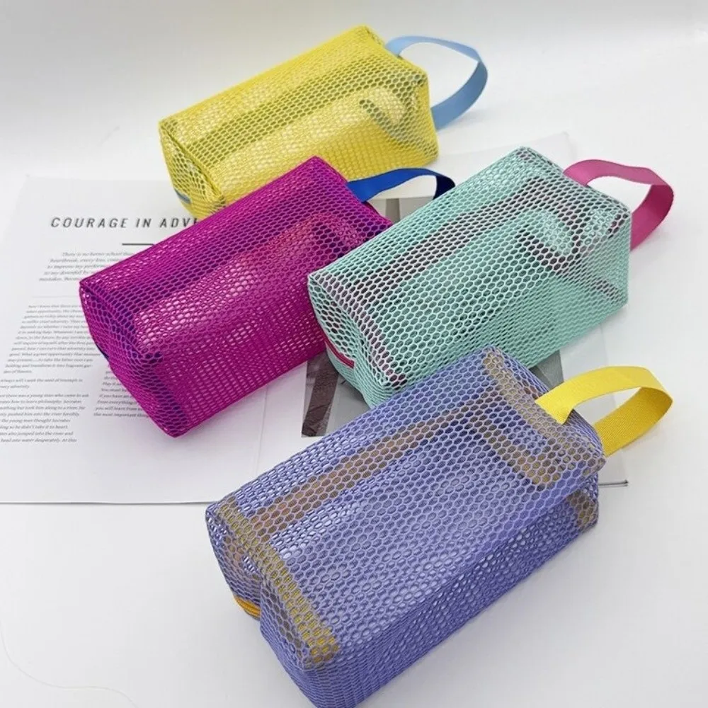 

Косметичка-клатч Candy Color Mesh: вместительная, портативная, легкая, на молнии, для пляжа и отпуска