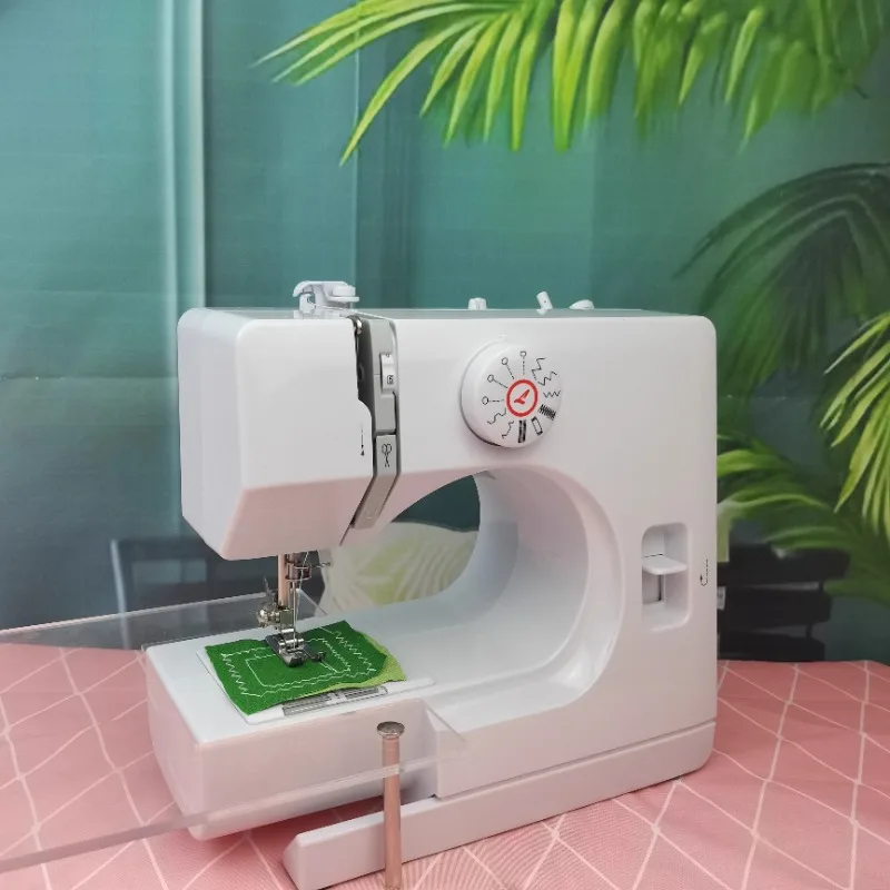 Household fully automatic desktop sewingmachine, edge lockinmachine