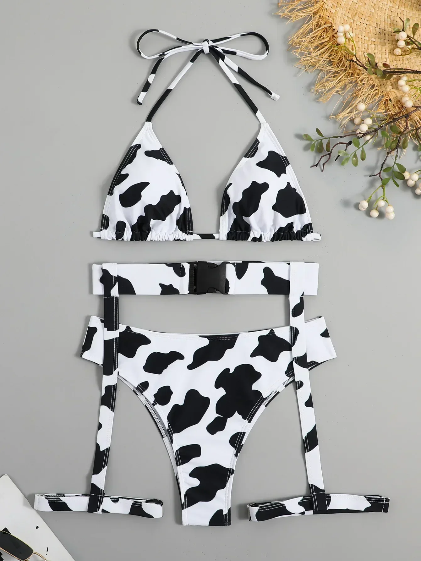 Sexy Cow Pattern Print 3 Piece Bikinis Set with Garter Spots String Halter Swimsuit Women Swimwear Bathing Suit Bikini Mujer