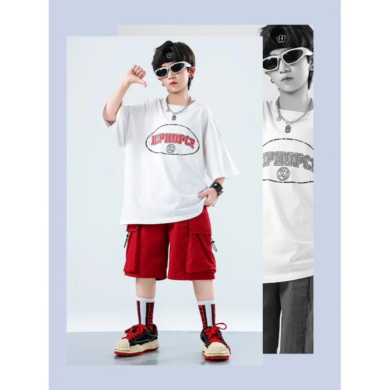 زي أداء رقص الهيب هوب للأطفال في الشارع، تي شيرت بأكمام قصيرة للأولاد، بدلة شورت أحمر للفتيات، عرض أزياء وسيم