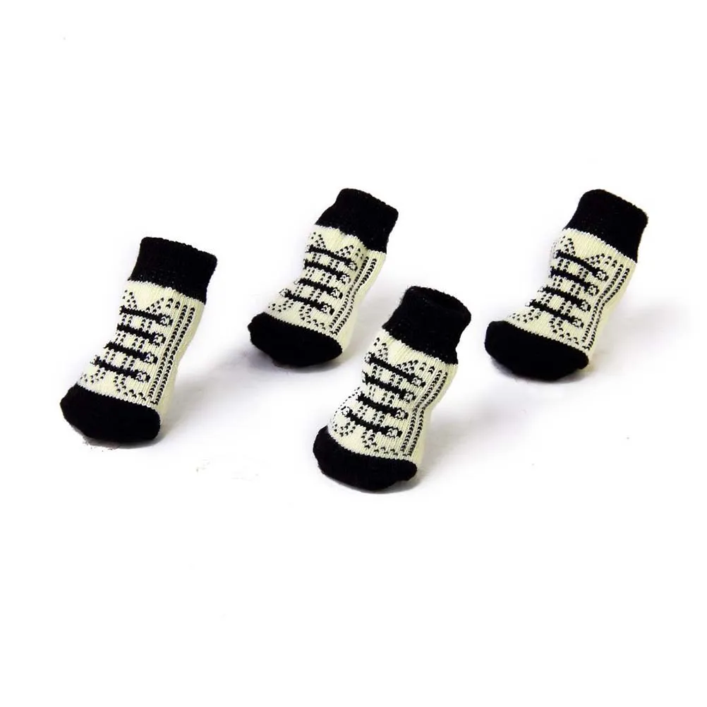

4Pcs Puppy Dog Cat Socks Small Size Black White Cotton Spandex Anti Slip Rubber Claw Pattern Protect Paw Cold Snow Salt Pet