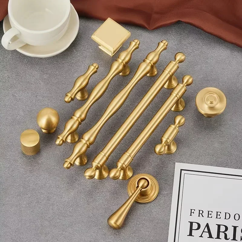Brass Solid Pull Handles for Cabinet Doors Wardrobes Shoe Cabinets and Drawer Cabinets European Style Surface-mounted Handles