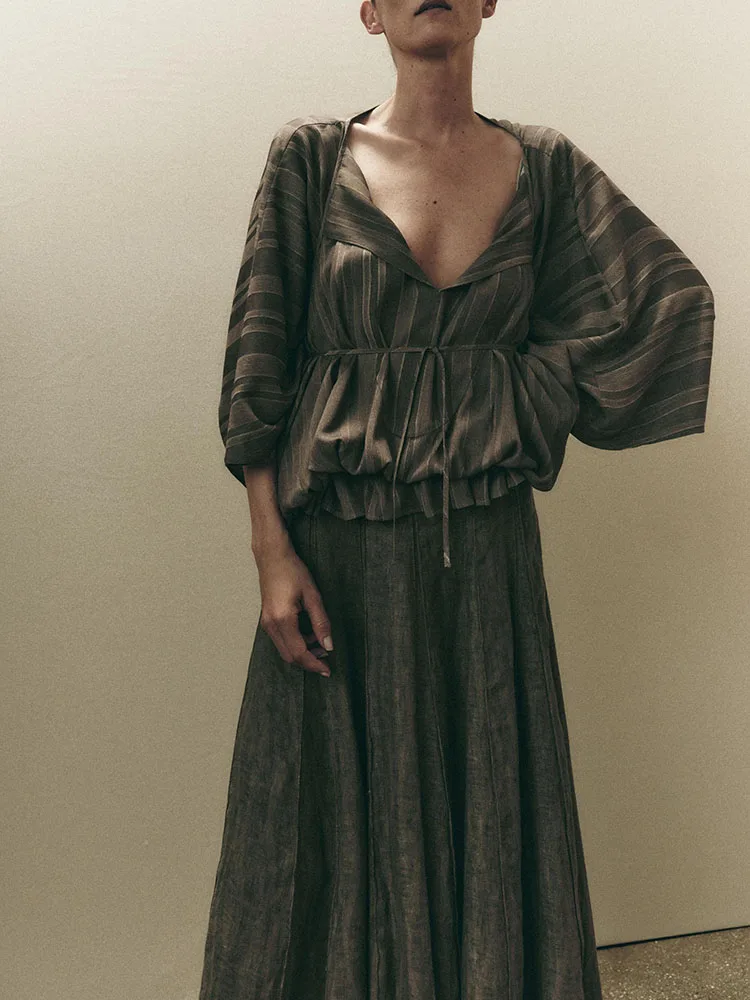 

Retro Sle Women's Loose Fit Long Sve V-Ne Tied Floral Embroidery Top Ele Autumn New Arrival Chinese Sle irt