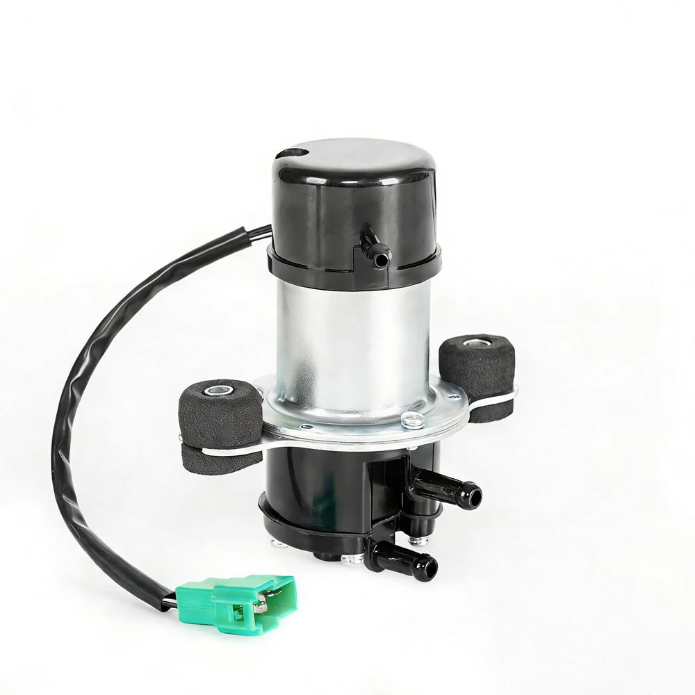 18100-79101 Fuel Pump Compatible with Suzuki Carry Every Mazda Scrum Cushman Haulster Replace 15100-77300 UC-V6B - view 3