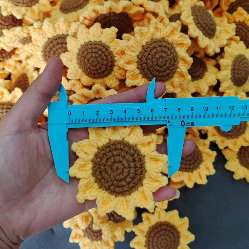 اليدوية محبوك رئيس عباد الشمس ، زهرة ، ابتسامة ، الكروشيه ، باقة ، مهرجان هدية ، Pendant بها بنفسك قلادة الملحقات ، 3 قطعة