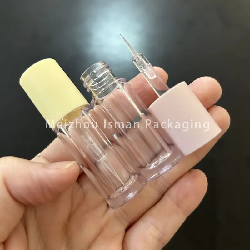 

50Pcs empty round mini yellow pink liquid eye shadow container eyeliner bottle packaging wand tube with silicone brush 1.5ml