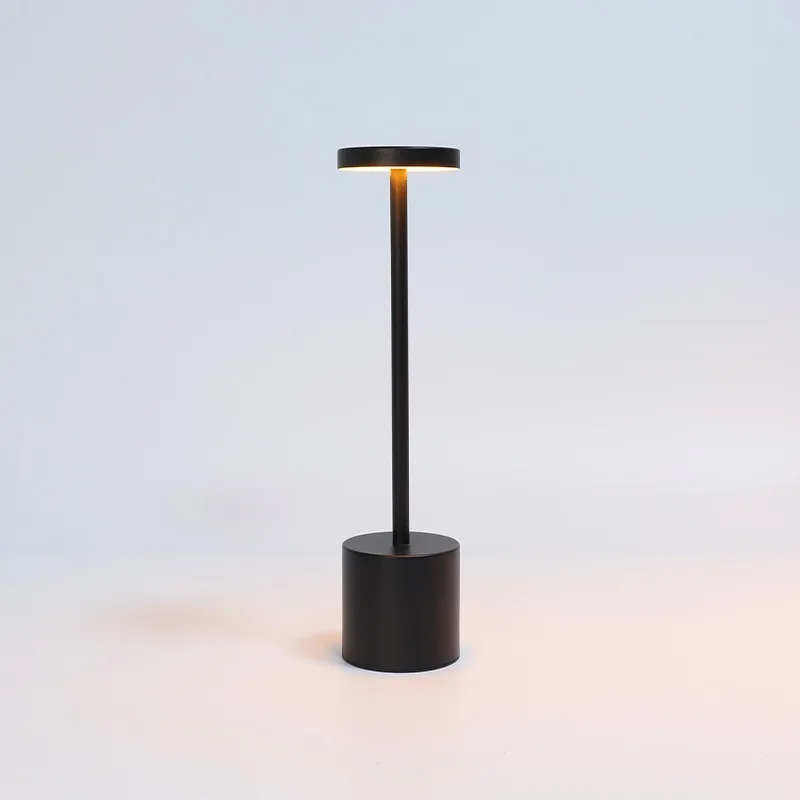 Lâmpada led de mesa ferro forjado lâmpada decorativa usb carregamento rápido 3w pequena luz da noite arte moderna casa bar restaurante lâmpada decorativa