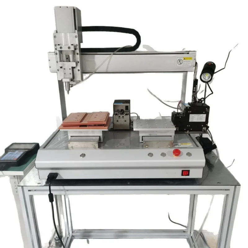 Mobile phone case automatic riveting machine, copper point riveting machine, mobile phone signal copper point riveting machine