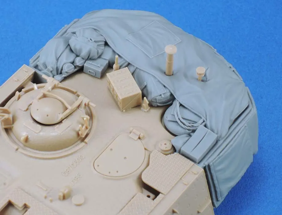 

1:35 Die-casting Resin Model Assembly Kit Magach 7C Main Battle Tank Turret Storage Bar Modification (no Etching) Unpainted1787