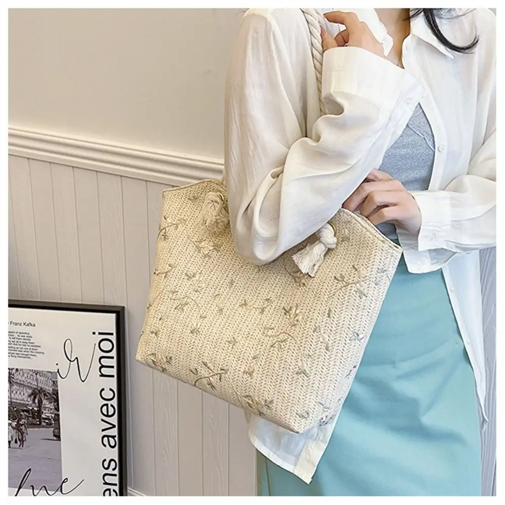 Cute Woven Straw Bag Handmade Braid Rattan Tote Bag Large Capacity Handbag Summer Beach
