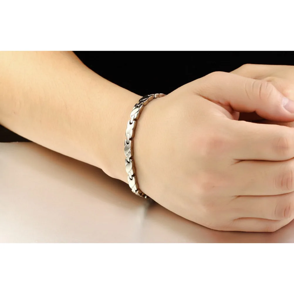 

Magnetic Health Bracelet Women Titanium Steel Chain Link Strong Neodymium Pearlescent Style Wristband Gift Boyfriend Father