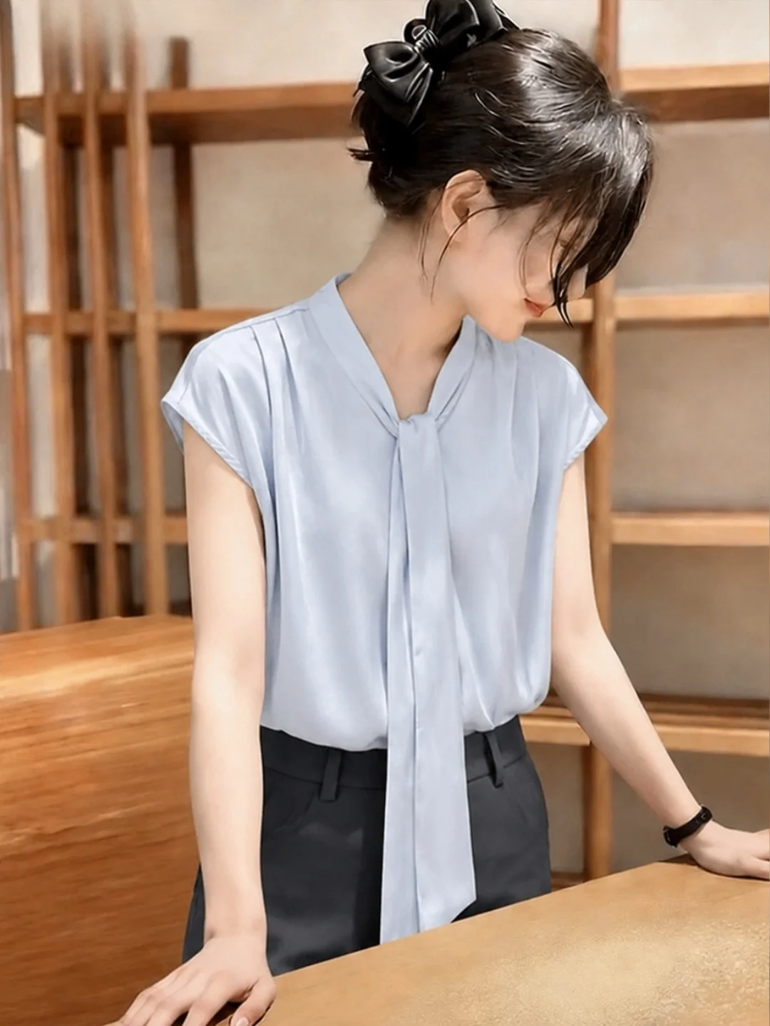 

Elegant Pure Color Short Sleeve Shirt Women's Summer 2026 Design Sense Knot Top Versatile Korean Style Straight Cut Silk