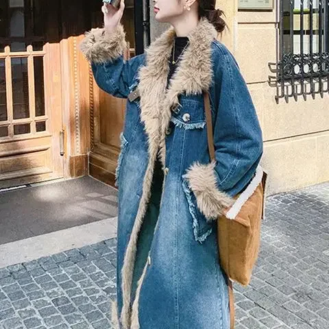 Vintage Korean Denim Wool Collar Stitching Coat Women Winter Thicken Warm Top Loose Cotton Jeans Jacket Street Lamb Wool Outwear