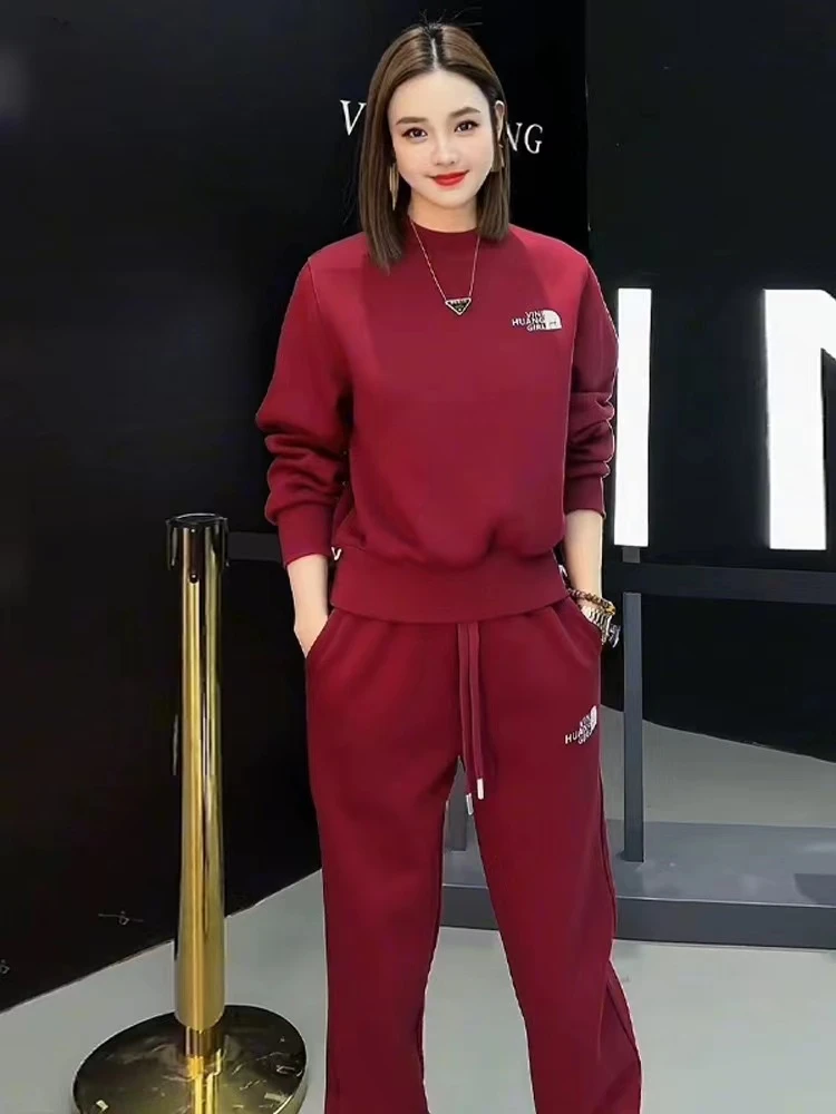 High-Quality Korean Fashion Casual Sports Set Women\'s 2024 Winter New Korean Slimming Wine Red Top Casual Pants Two Piece Set