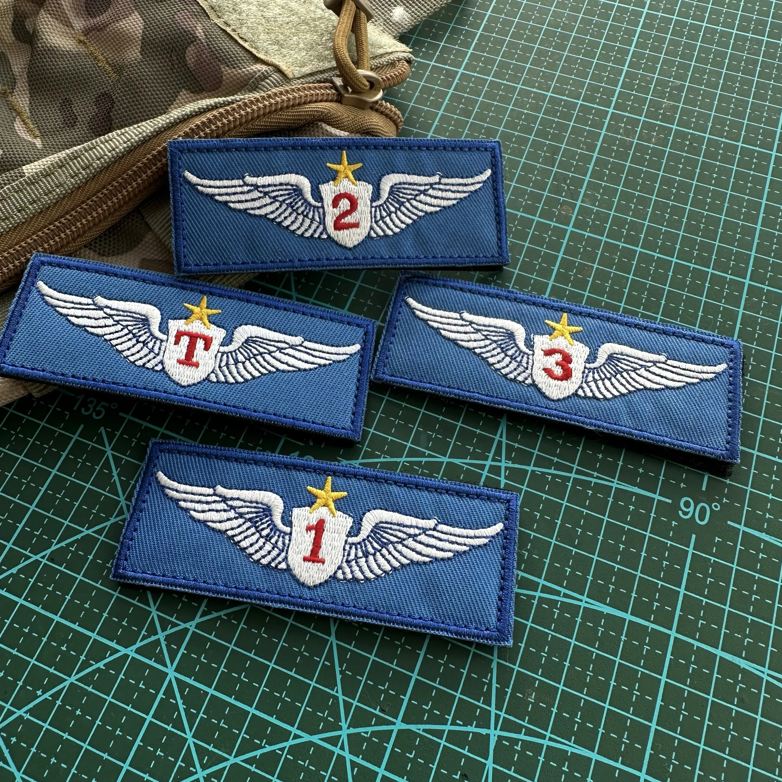 9x3cm Blue Background White Wings  Aviation Pilot Embroidery Hook Loop Patch Brooch Armband Backpack Sticker Windbreaker Patch