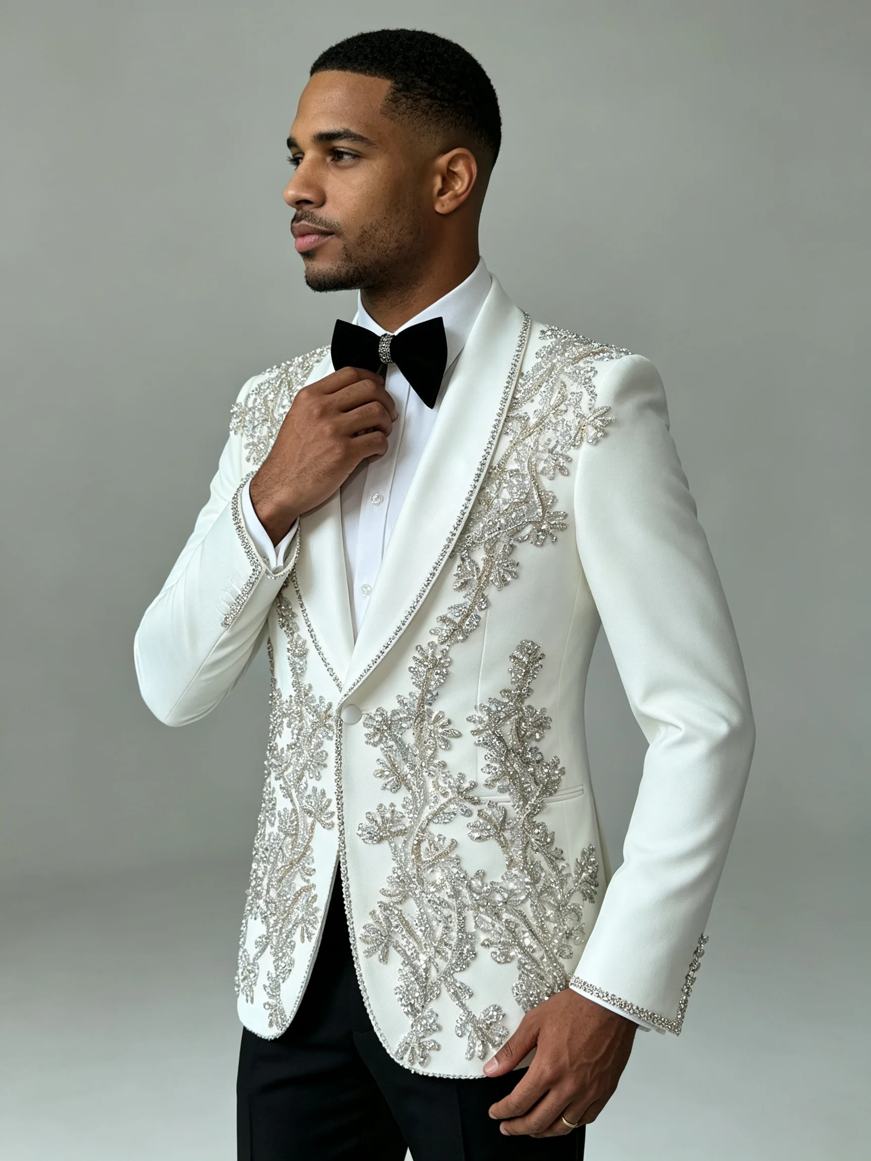 Luxury Men's Suit For Wedding Handmade Sparkly Stones Sequin Shawl Lapel Prom Blazer With Black Pants 2 Piece Sets Groom Tuxedo