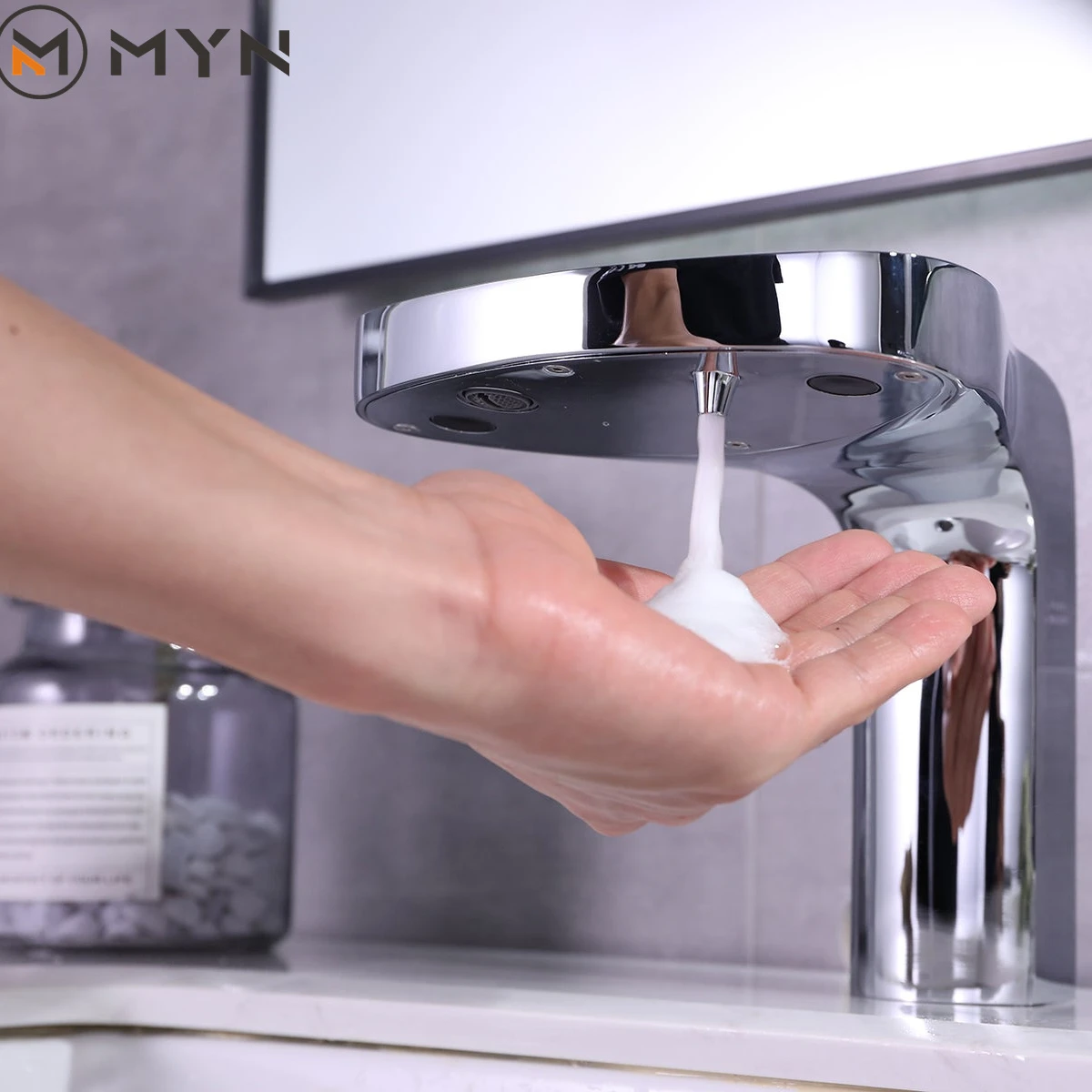 Meiyani elegant sensor smart integrated inductive chrome plated brass blue LED light 2 in 1  soap dispenser faucet